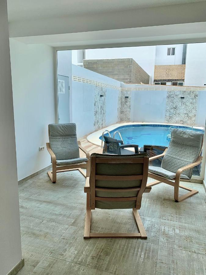 Hostal Rosalia Sant Antoni de Portmany Екстериор снимка