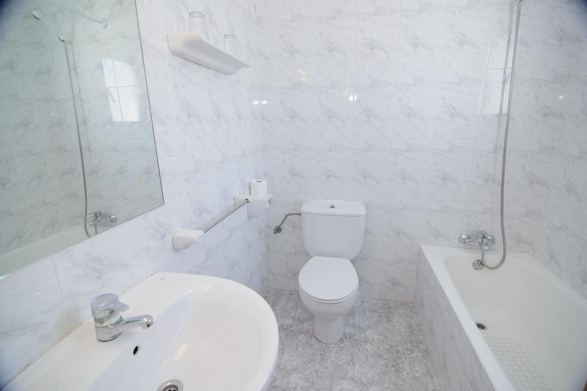 Hostal Rosalia Sant Antoni de Portmany Екстериор снимка