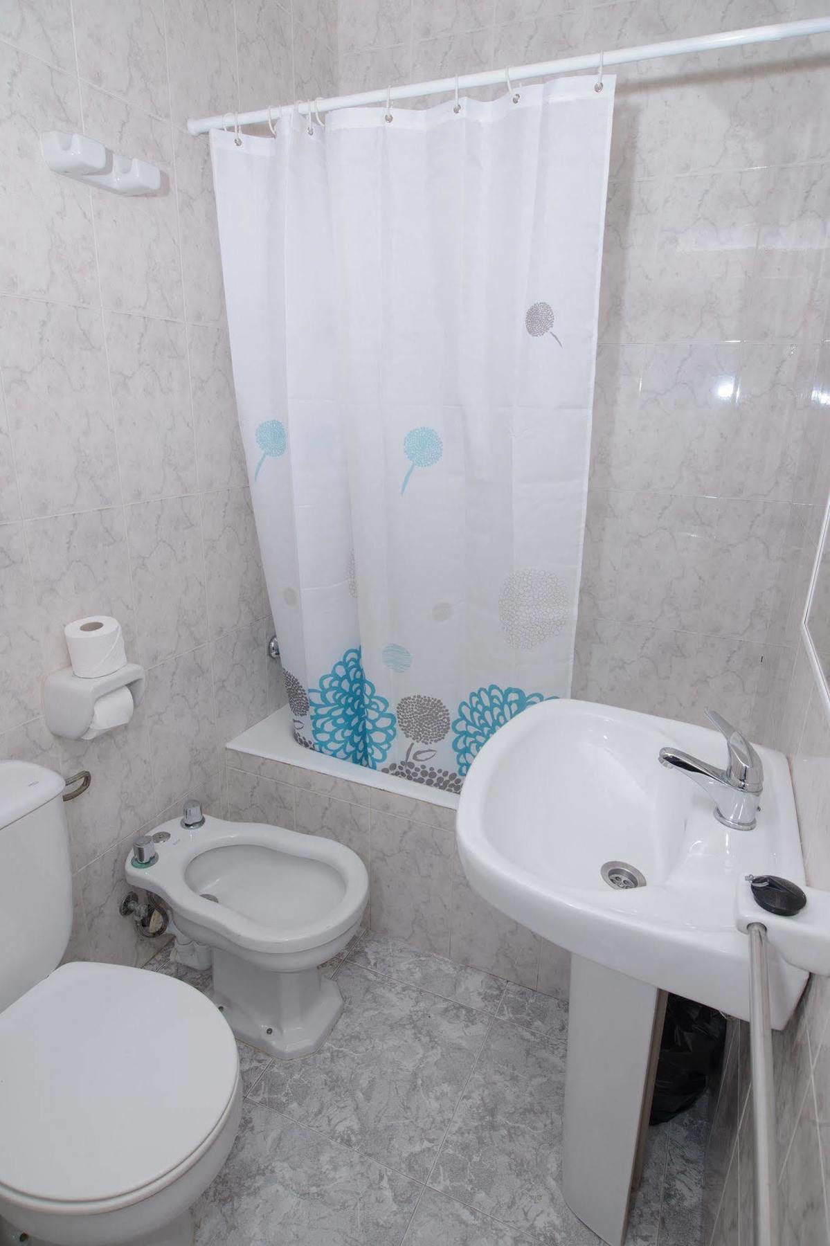 Hostal Rosalia Sant Antoni de Portmany Екстериор снимка